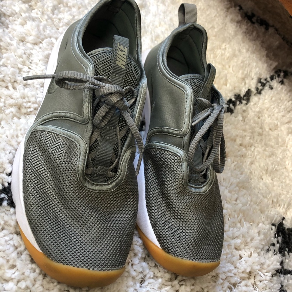 Nike Women’s Olive Green Athletic Shoes Size: 8.5